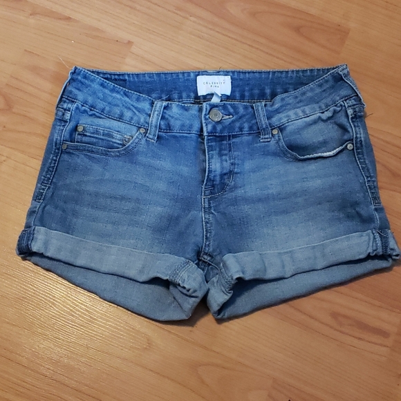 Celebrity Pink Pants - Celebrity Pink stretchy denim jean shorts